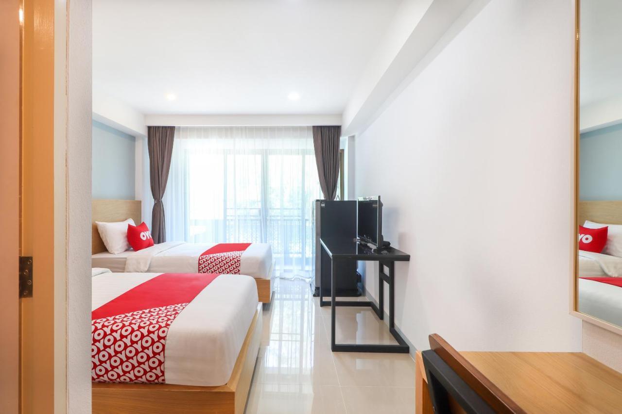 Oyo 374 Room Lanna Hotel Чиангмай Екстериор снимка
