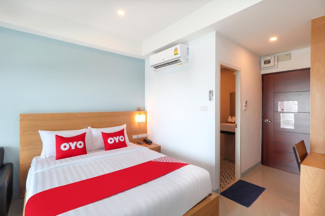 Oyo 374 Room Lanna Hotel Чиангмай Екстериор снимка
